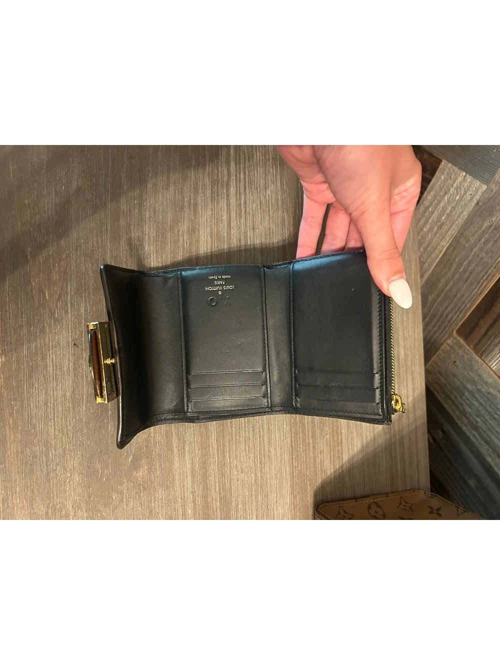 Louis Vuitton Onthego MM Tote Bag with Wallet